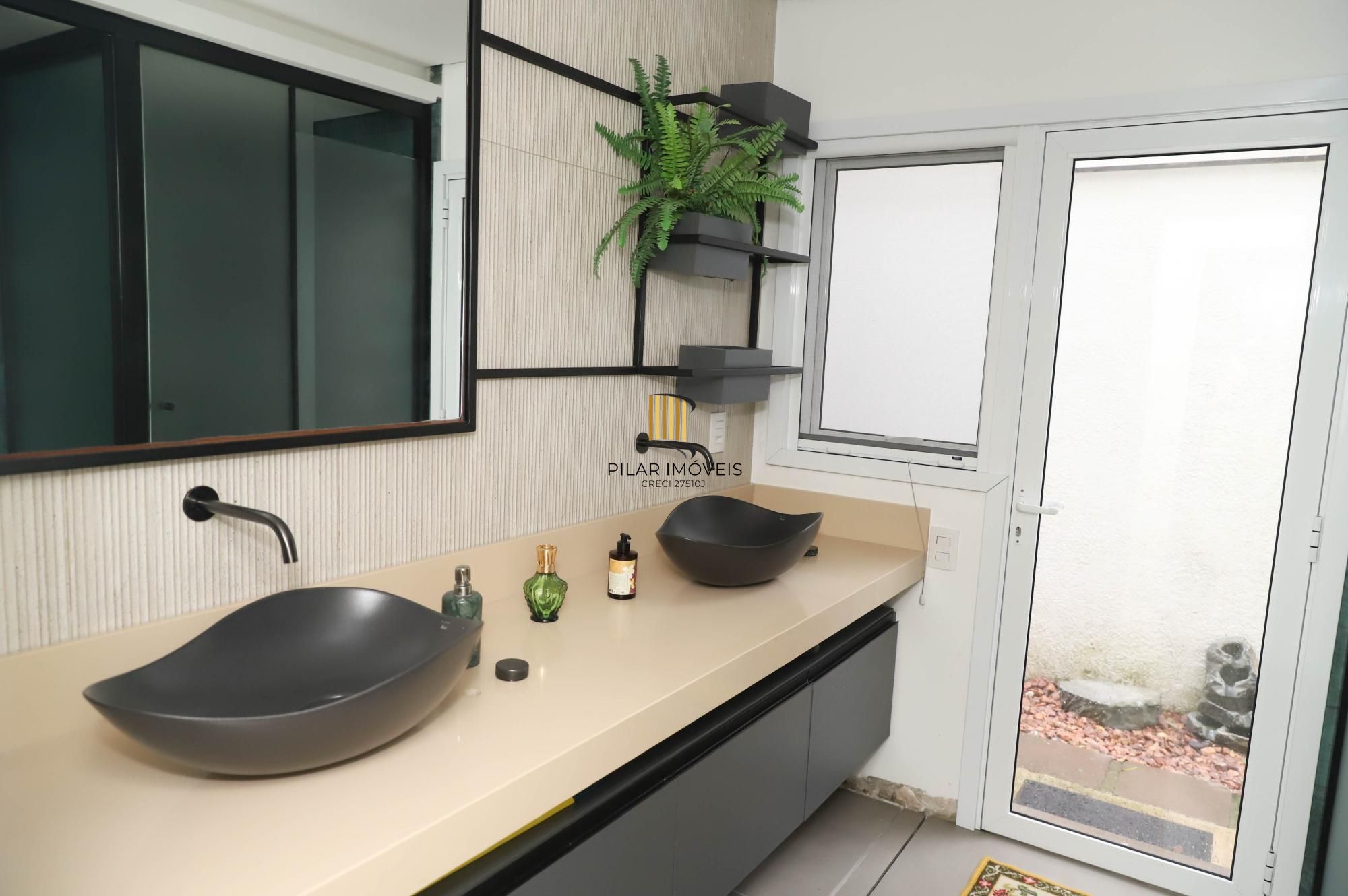 Terraville com 5 suítes