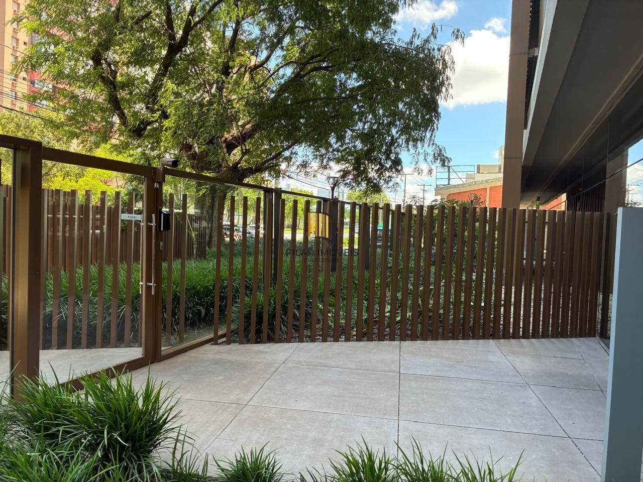 Lindo imóvel 2 dormitórios, 1 suíte, 64 m2, vaga de garagem no bairro Praia de Belas