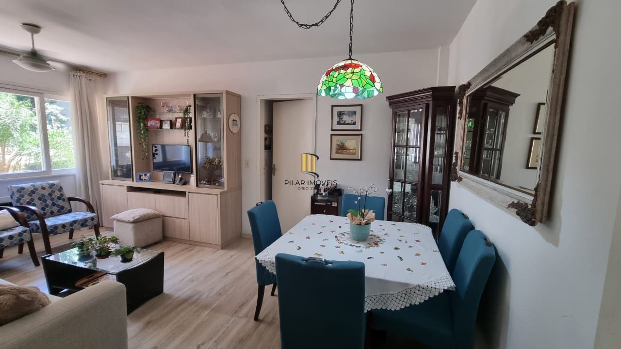 Apartamento 02 dormitórios a venda, térreo, com uma vaga de estacionamento no Bairro Auxiliadora