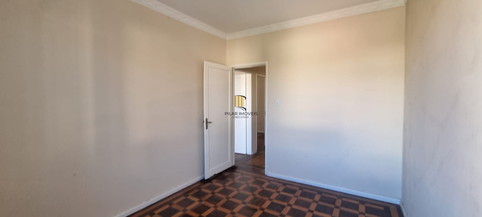 Apartamento 03 dormitórios com 01 vaga no bairro Praia de Belas