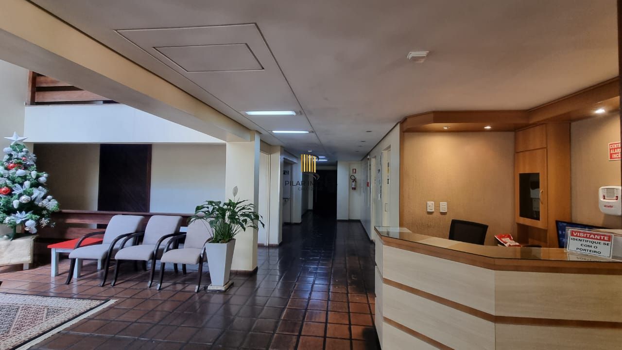 Apartamento 02 dormitórios a venda, térreo, com uma vaga de estacionamento no Bairro Auxiliadora