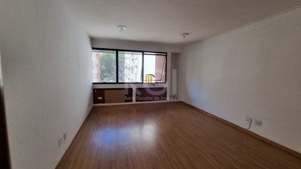 Conjunto/Sala para Venda - 30.65m², Floresta