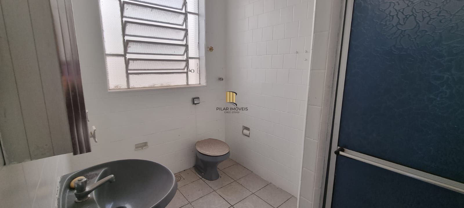 Apartamento 03 dormitórios com 01 vaga no bairro Praia de Belas