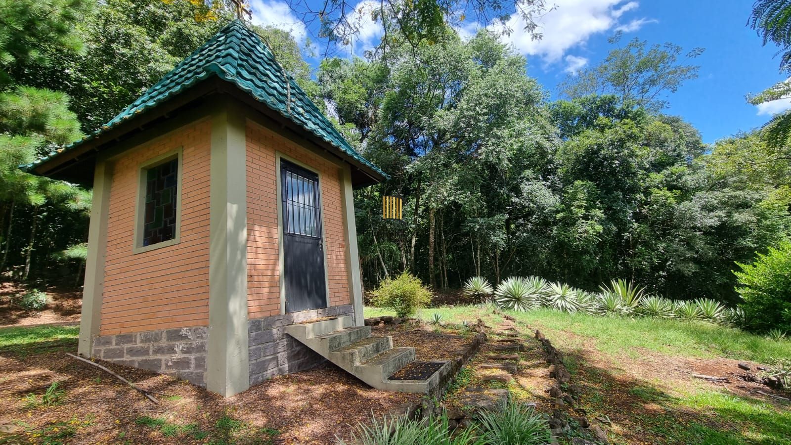 Sítio 26 hectares com toda infra em Morro Reuter