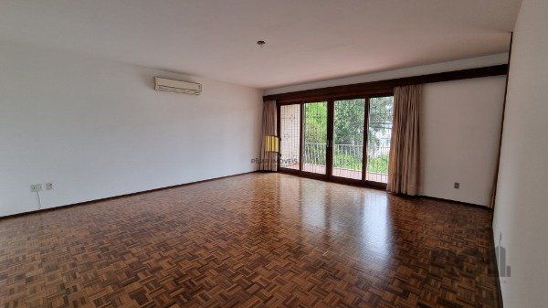 Apartamento para Venda - 189.69m², 3 dormitórios, 2 vagas - Auxiliadora