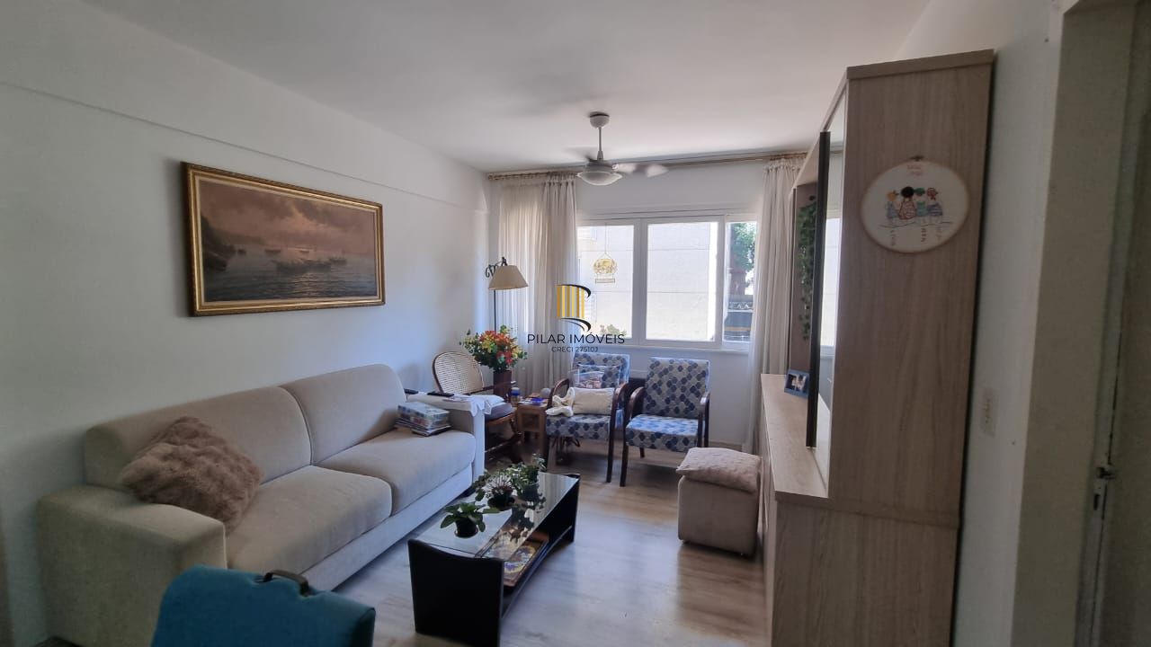 Apartamento 02 dormitórios a venda, térreo, com uma vaga de estacionamento no Bairro Auxiliadora