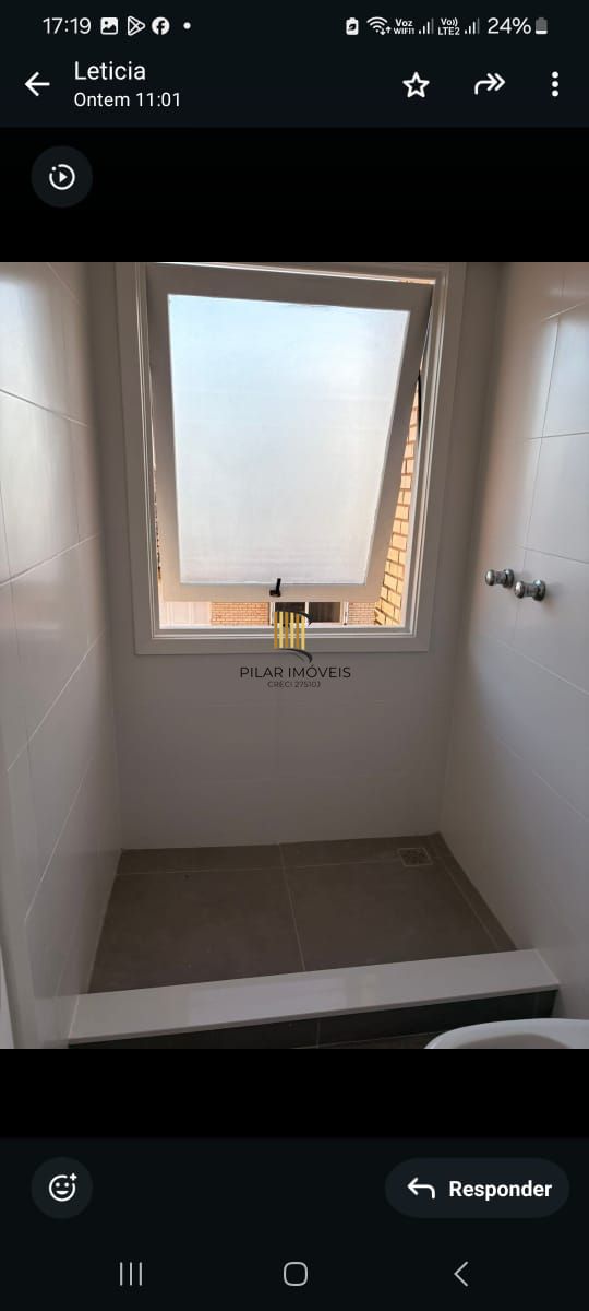 Casa no Condomínio Villa Dei Fiori com 03 dormitórios, duas vagas, Bairro Tristeza a venda na Zona Sul de Porto Alegre