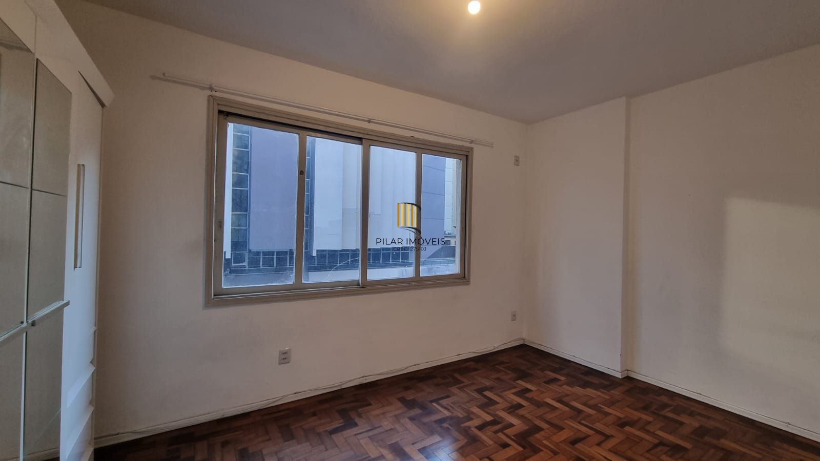 Apartamento 02 dormitórios a venda no bairro Centro Histórico