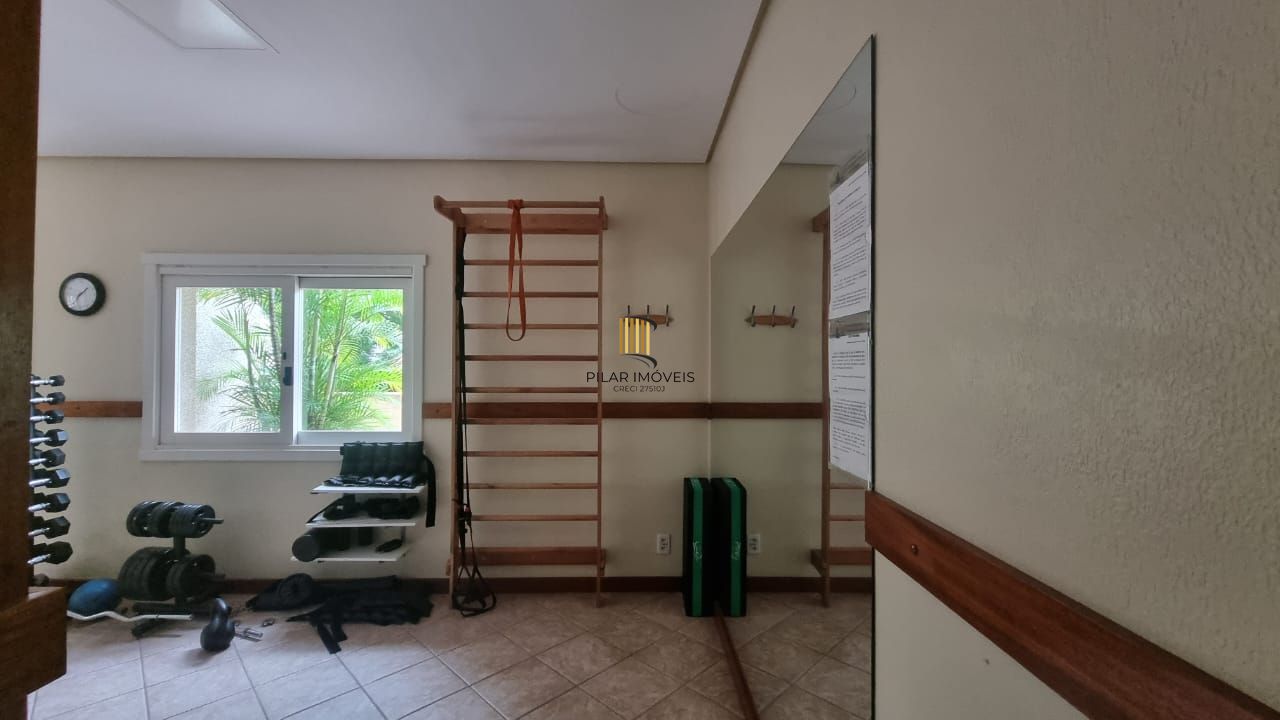 Apartamento dois dormitórios, suíte, box escriturado no Bairro Boa Vista