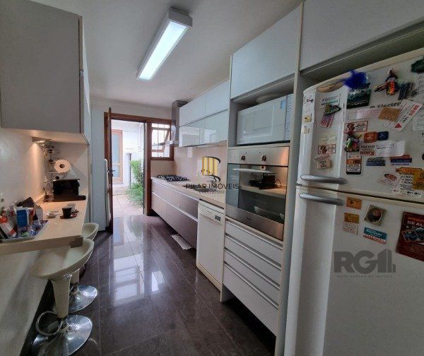 Casa a venda 03 dormitórios 280mq Jardim Lindóia