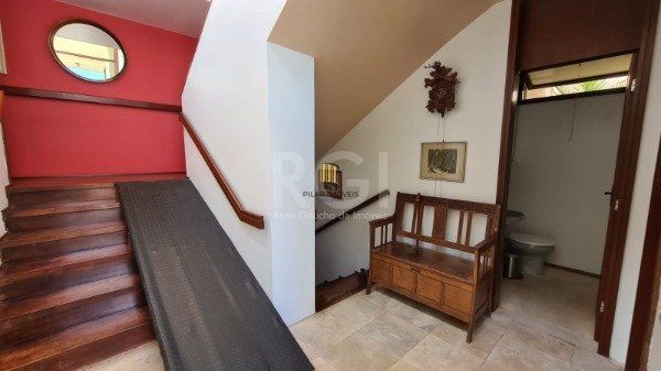Casa Condominio para Venda - 300m², 4 dormitórios, sendo 1 suites, 2 vagas - Santa Tereza