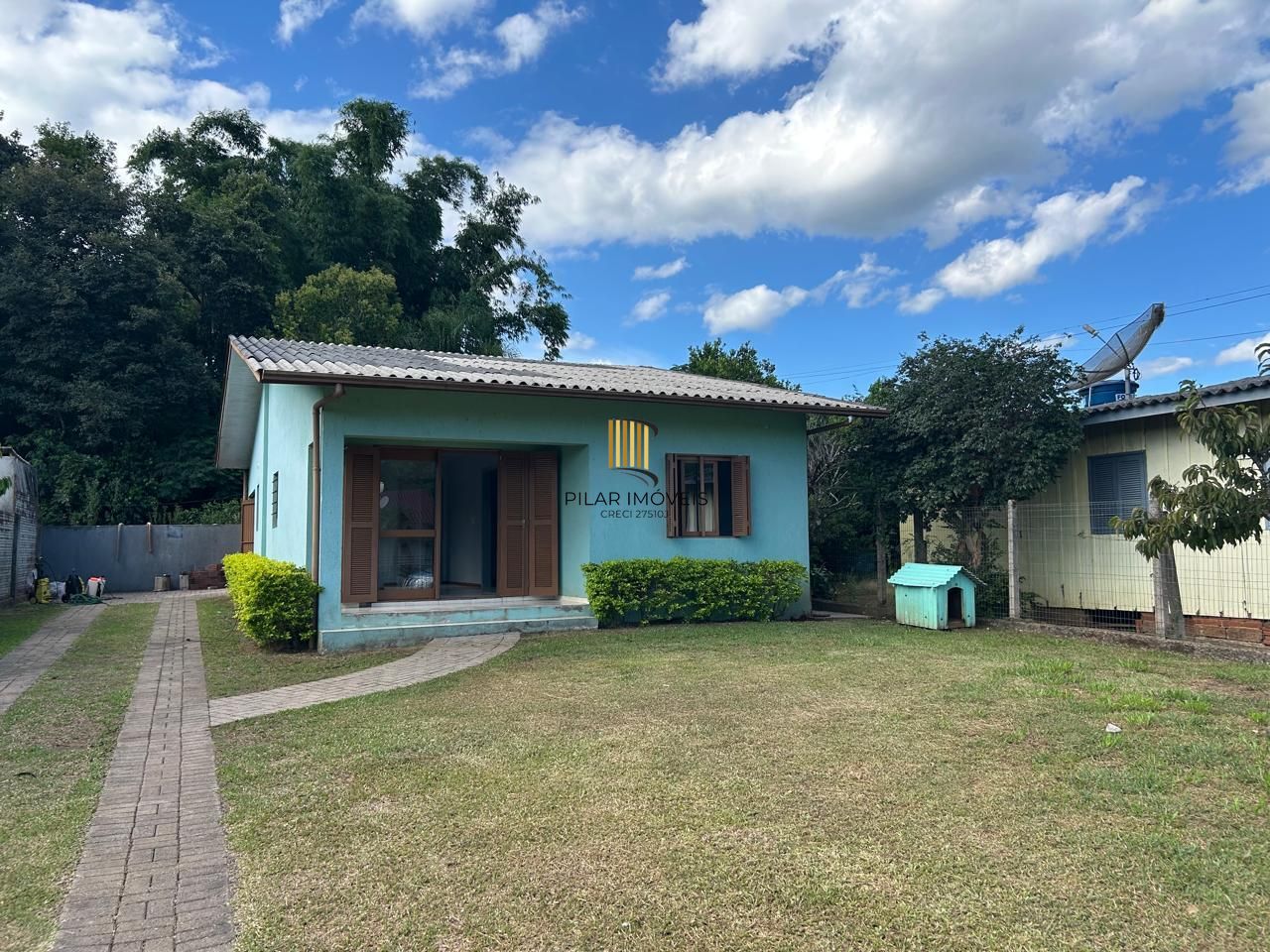 Casa a venda Centro na rua do Café Colonial encosta da Serra - Pilar Imóveis
