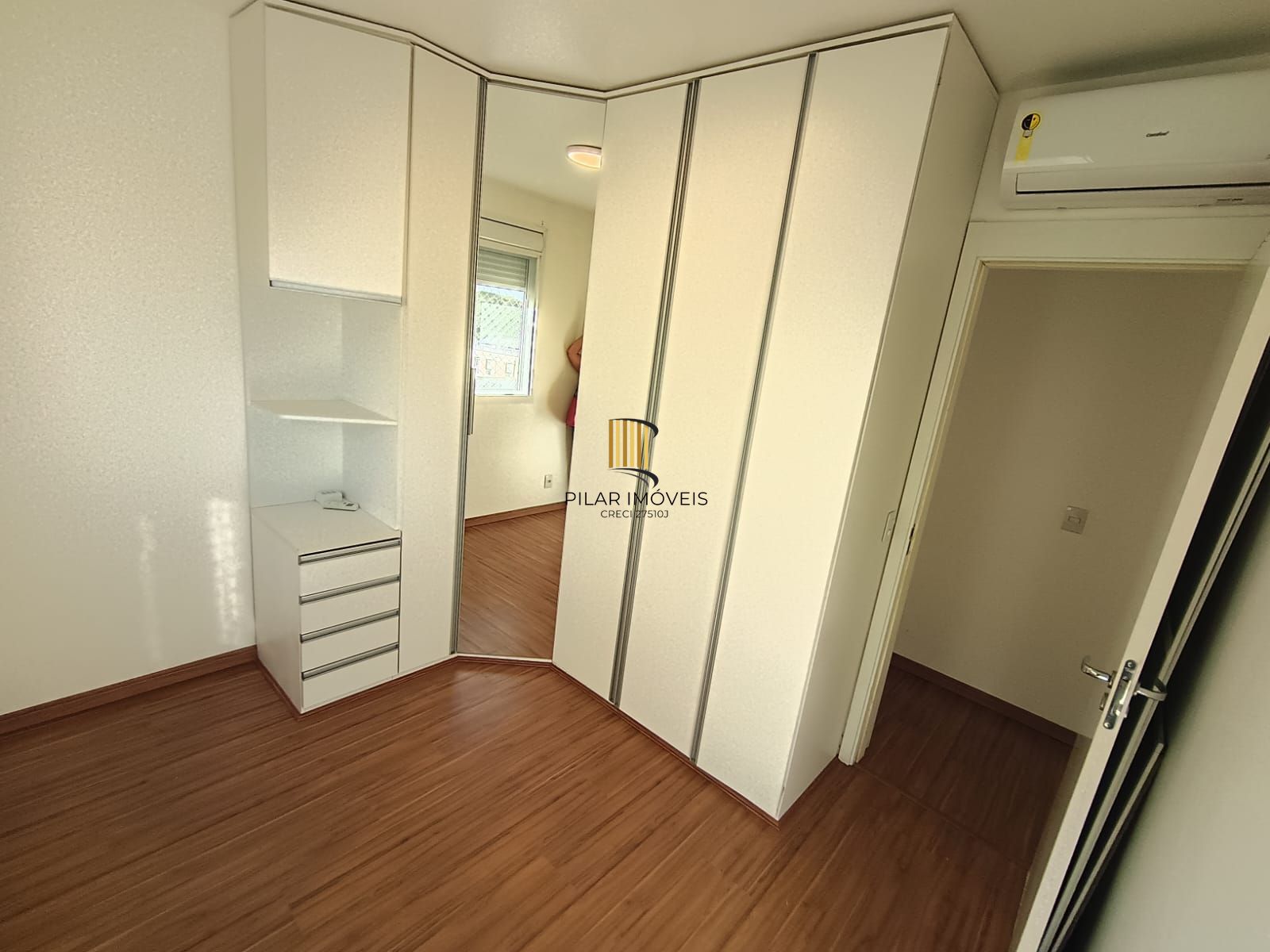 Apartamento 2 dormitórios 1 suíte e 1 vaga
