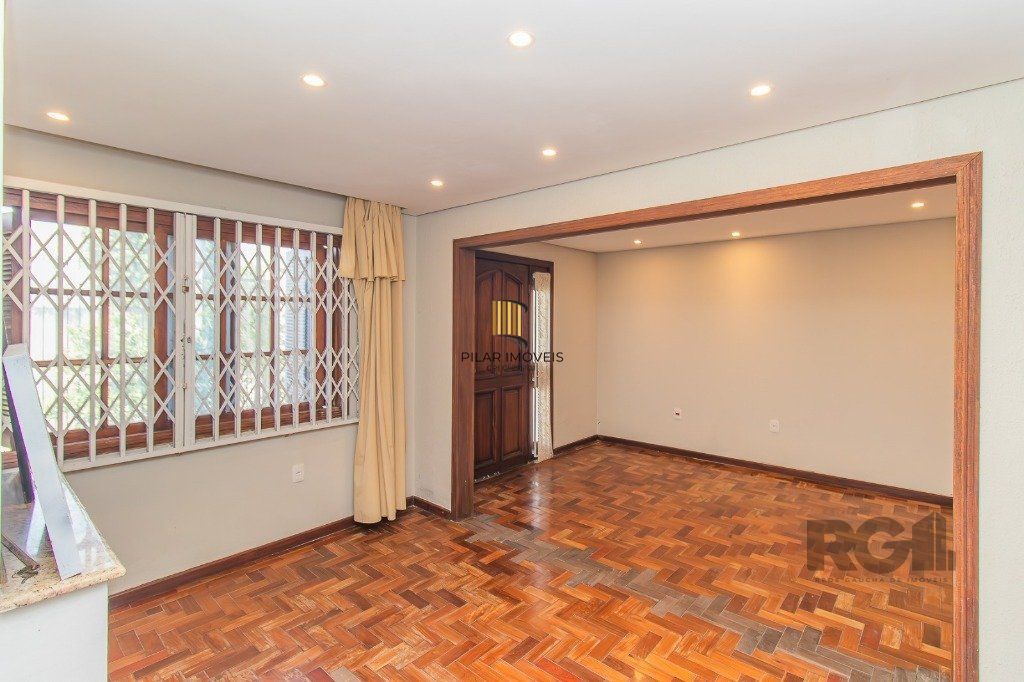 Casa - 5 dormitórios -  275 m² - Jardim Leopoldina