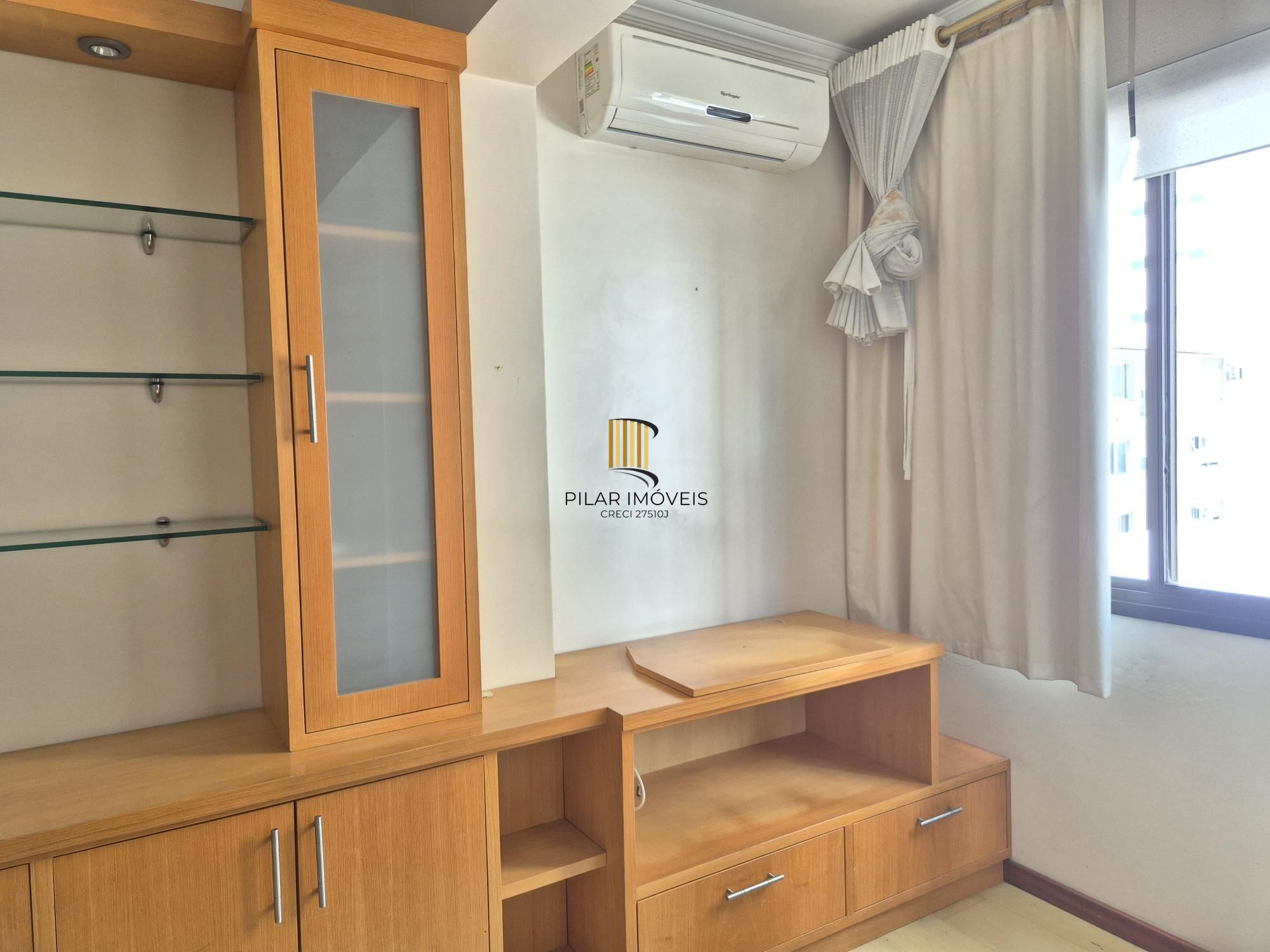 2D com suíte, churrasqueira e vaga