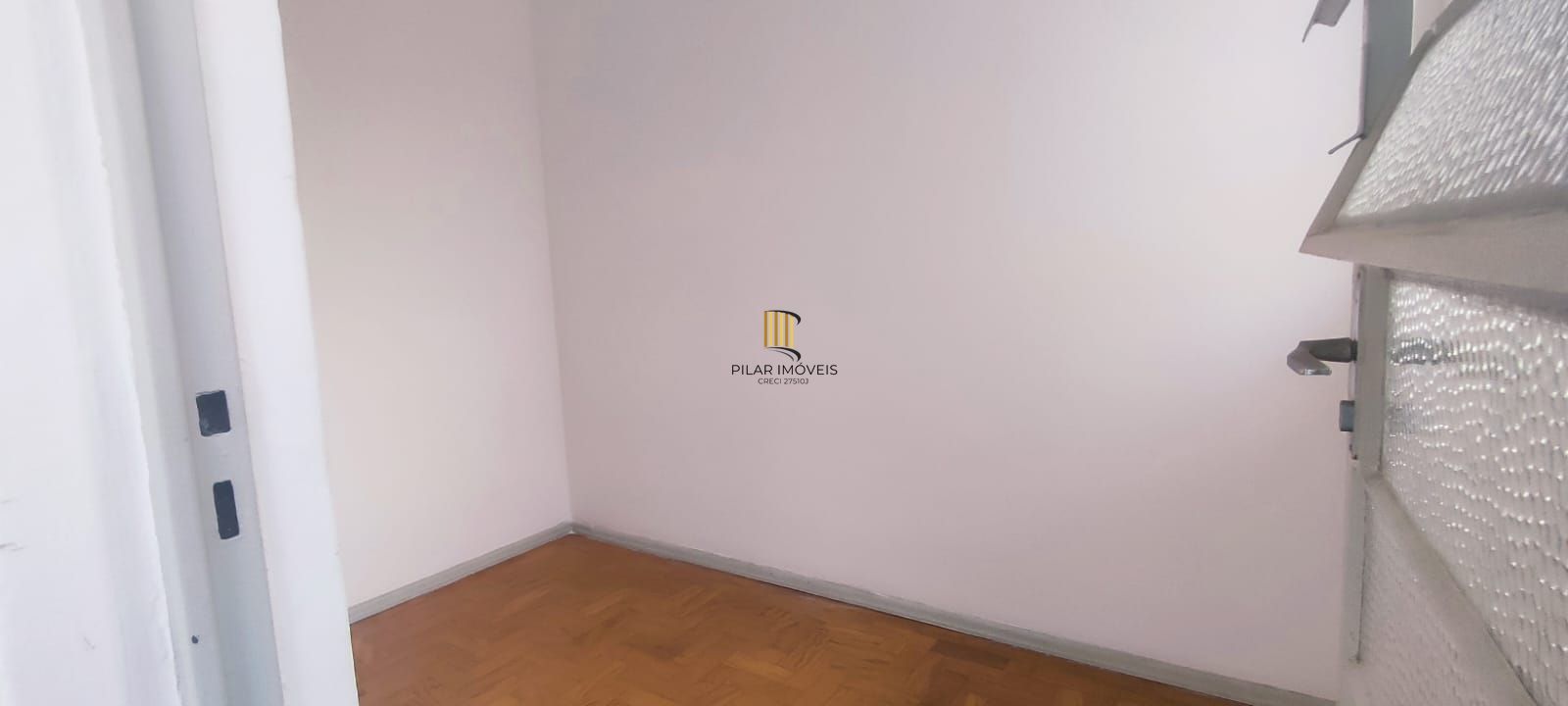 Apartamento 2 dormitórios no Cristal