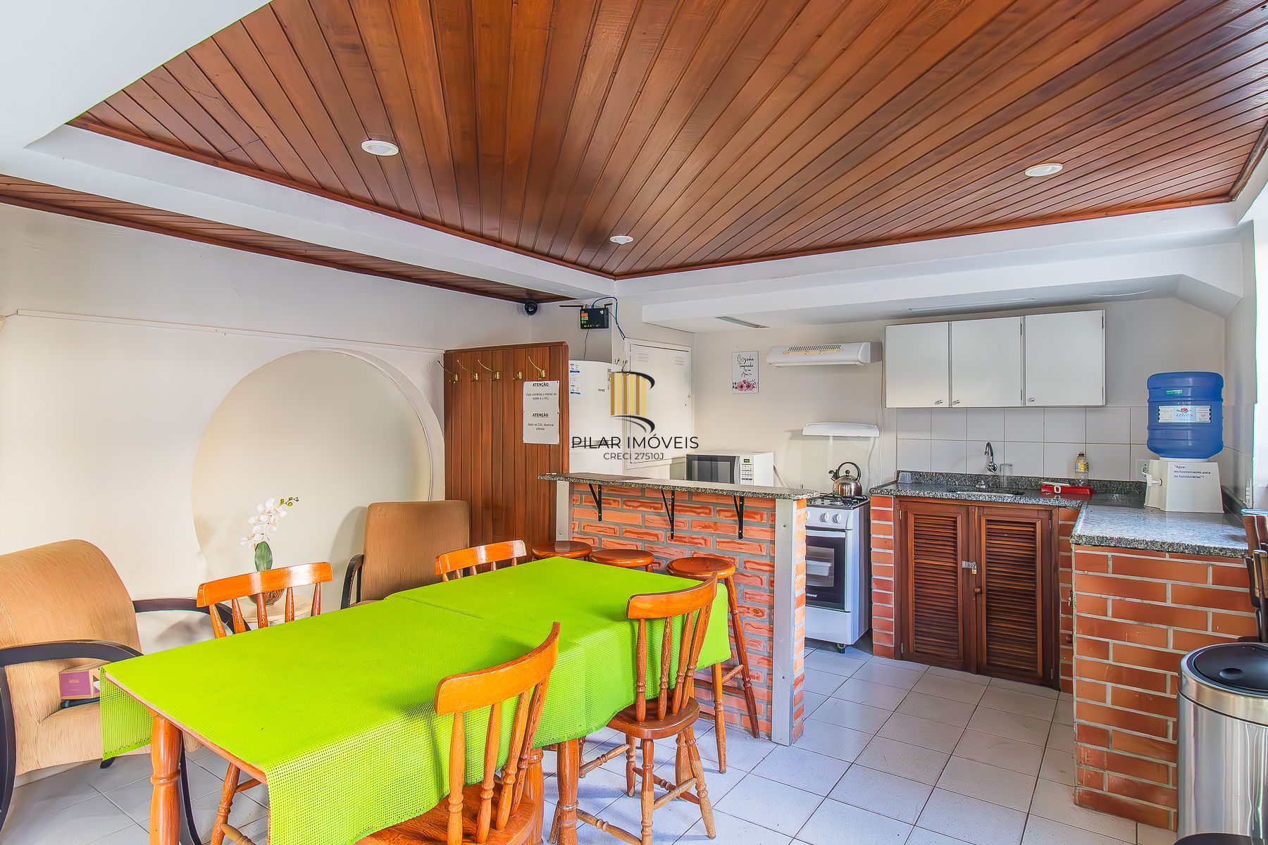 Apartamento 2 dormitórios no bairro Menino Deus