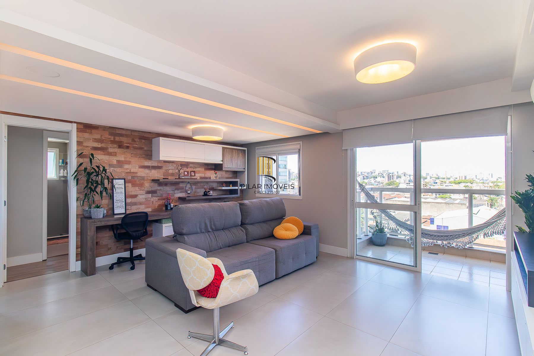 Apartamento 2 dorms, 1  suite e 1 vaga.