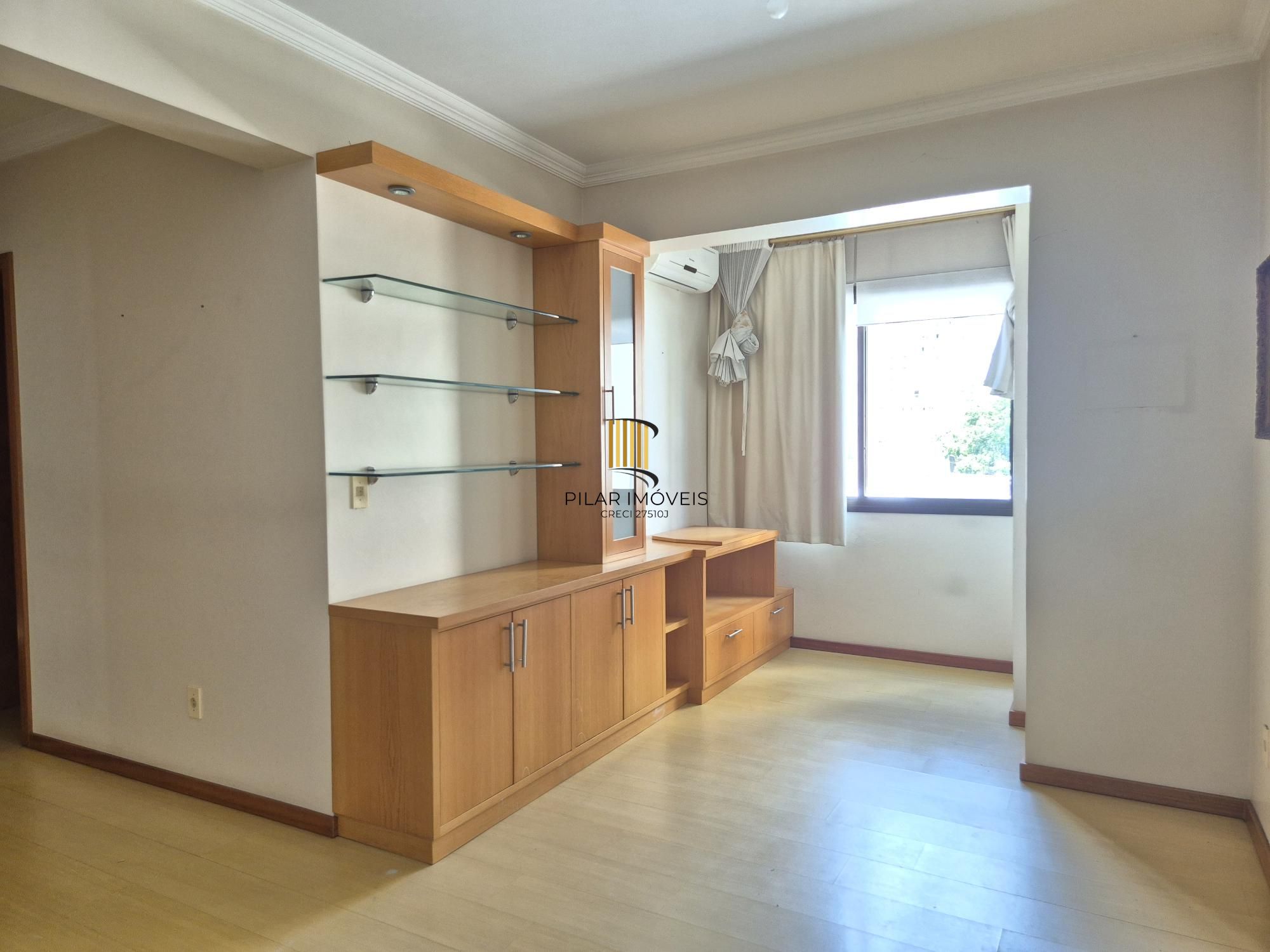 2D com suíte, churrasqueira e vaga