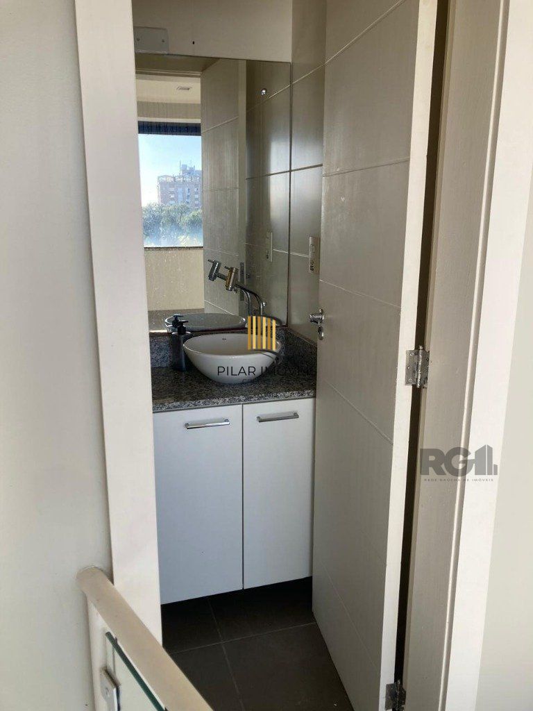 APARTAMENTO DE COBERTURA - 2 dorms. - 1 vaga - 118,02 m² - MENINO DEUS