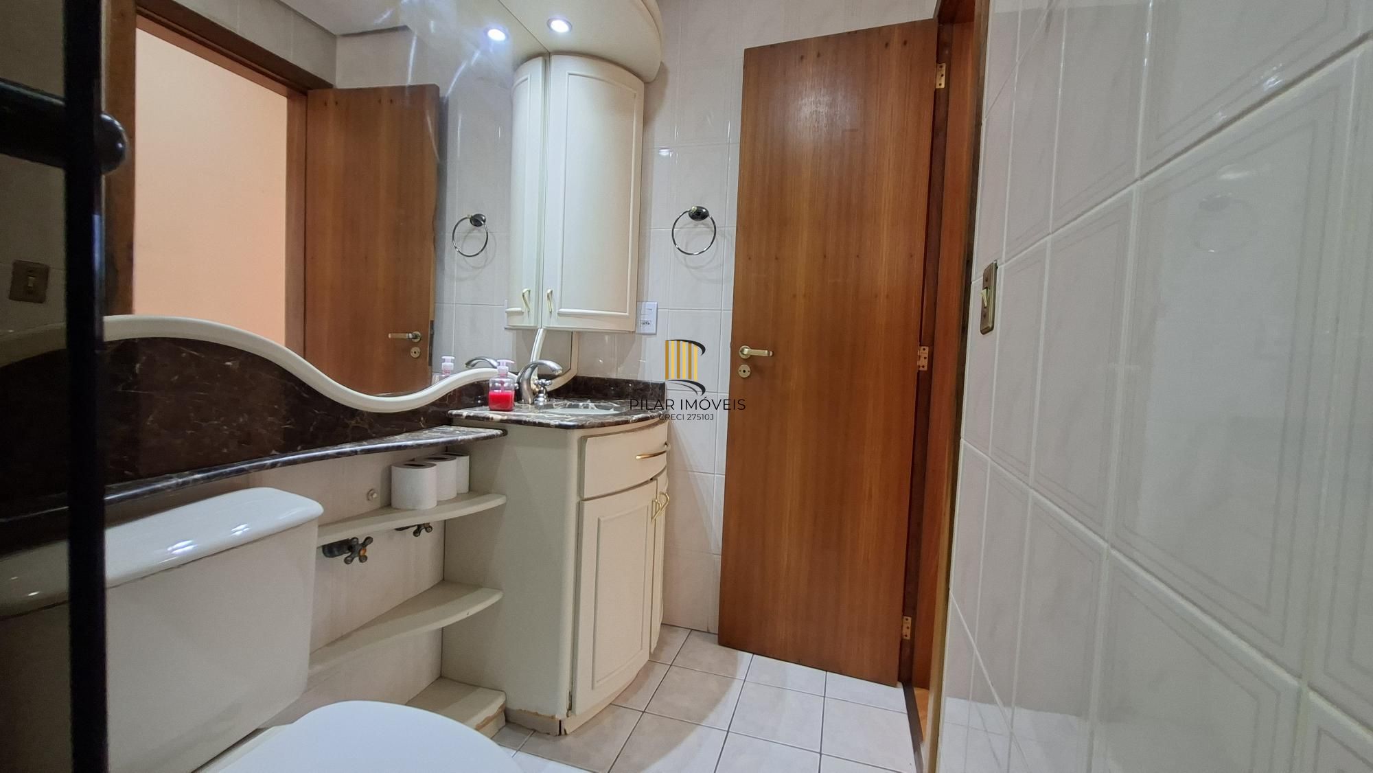 Apartamento 108,72 m² privativos,2 dormitórios, 1 suite, sacada,  garden e churrasqueira, 1 vaga coberta.