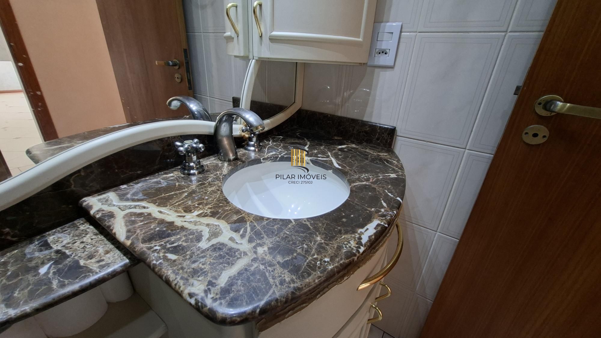 Apartamento 108,72 m² privativos,2 dormitórios, 1 suite, sacada,  garden e churrasqueira, 1 vaga coberta.