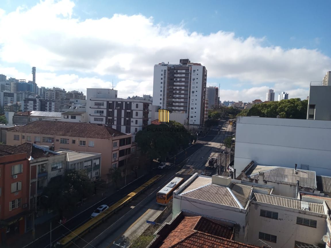 Apartamento três dormitórios ( uma suíte) panorâmico