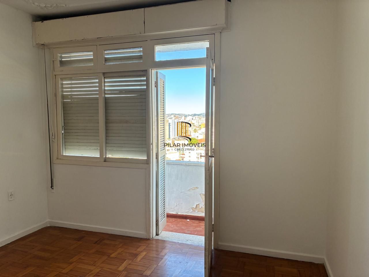 AMPLO APARTAMENTO DE 3 DORMITÓRIOS NA CIDADE BAIXA - Pilar Imóveis