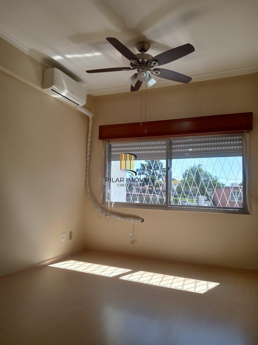 Apartamento dois dormitórios com  estacionamento Coberto