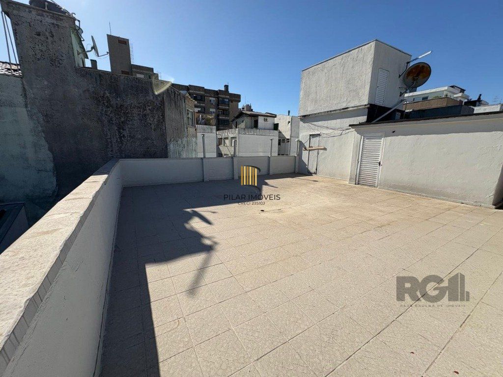 Apartamento  2 Dormitórios 140m² Menino Deus