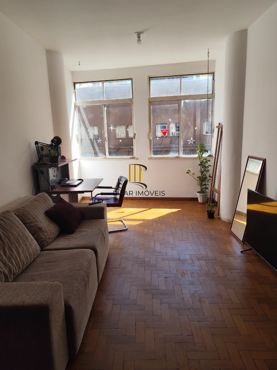 Sala Comercial na rua Andrade Neves - Centro Histórico