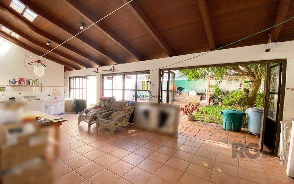 CASA - 4 dorms. -  3 vagas - 254,79 m² - SANTA TEREZA