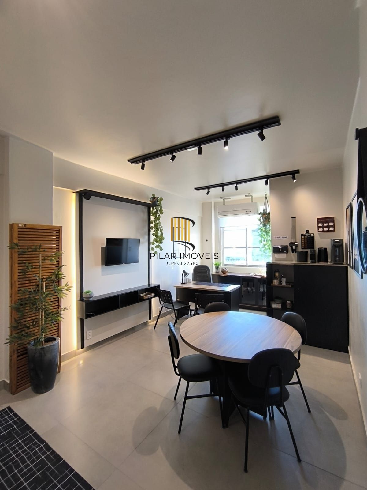 Sala Comercial com vista para o Guaíba