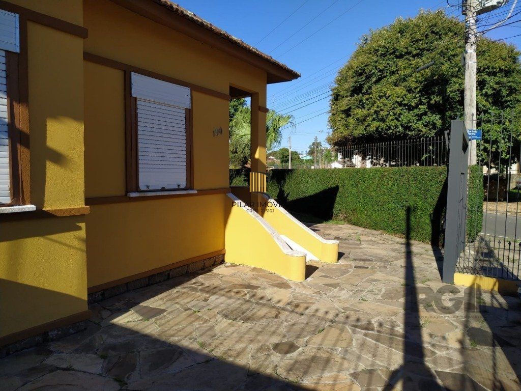 Casa térrea em ótimo estado.
