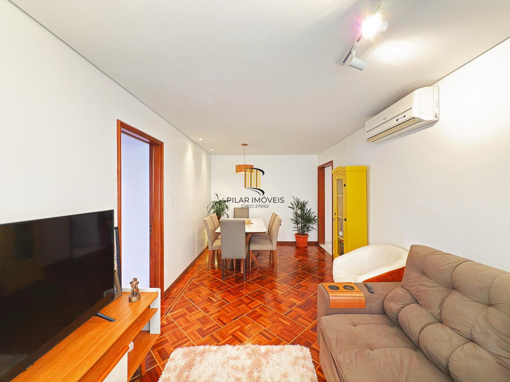 Apto 82m² 3 quartos, sendo um de empregada com suíte, prédio com elevador e vaga de garagem. - Pilar Imóveis