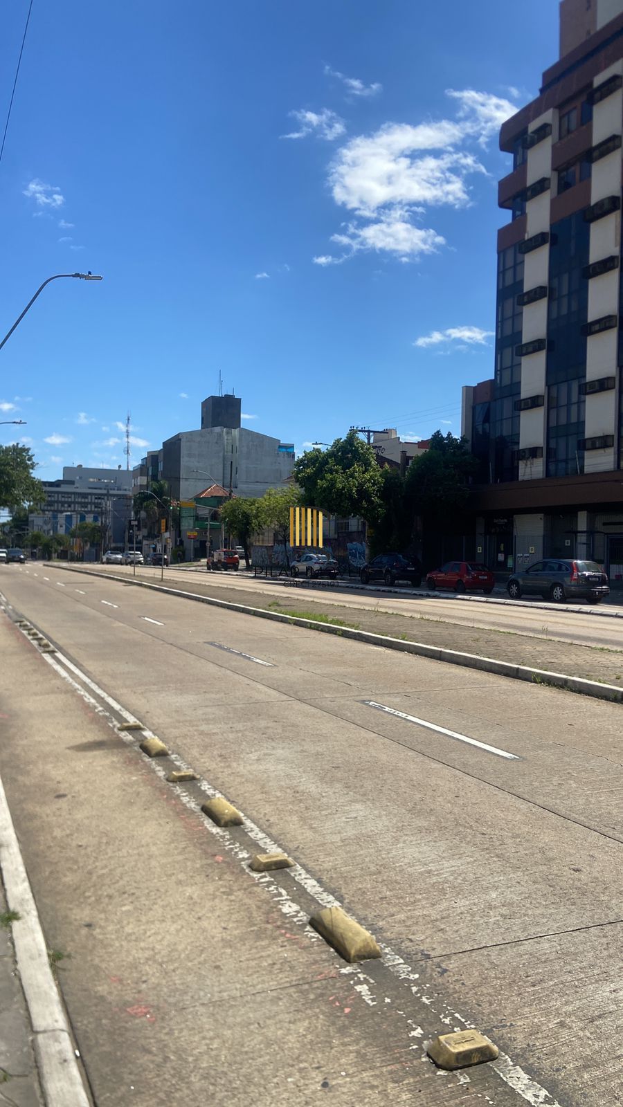 Casa 3 Dormitórios, 3 vagas de garagem