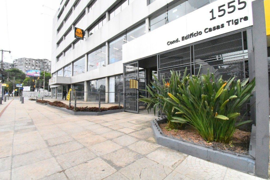 Sala comercial na Azenha 489m²
