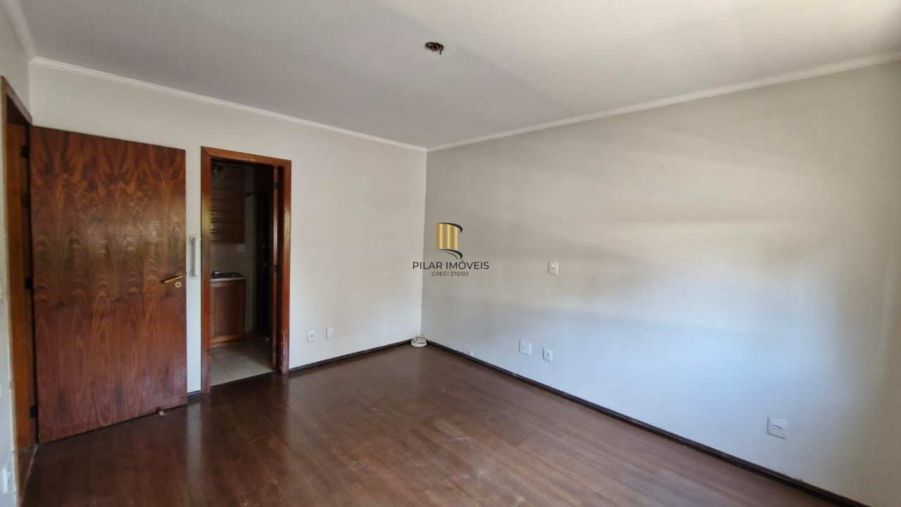 Apartamento na Av. Getulio Vargas com 3 dormitórios sendo uma suíte, 1 garagem