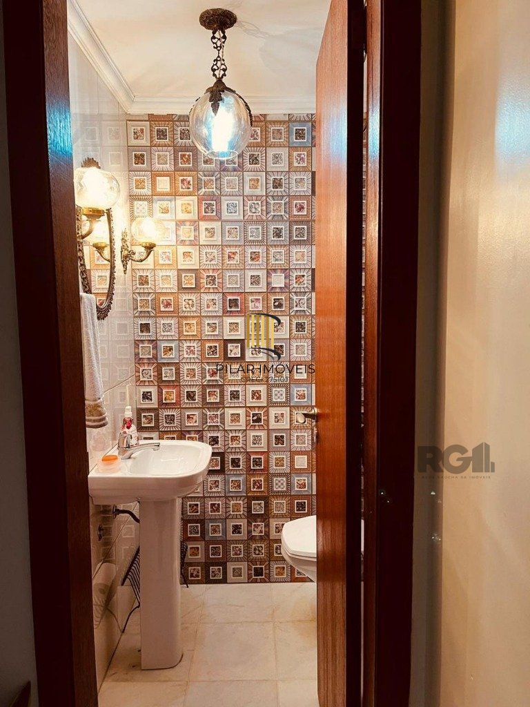 APARTAMENTO - 2 dorms. - 83,60 m² - MENINO DEUS