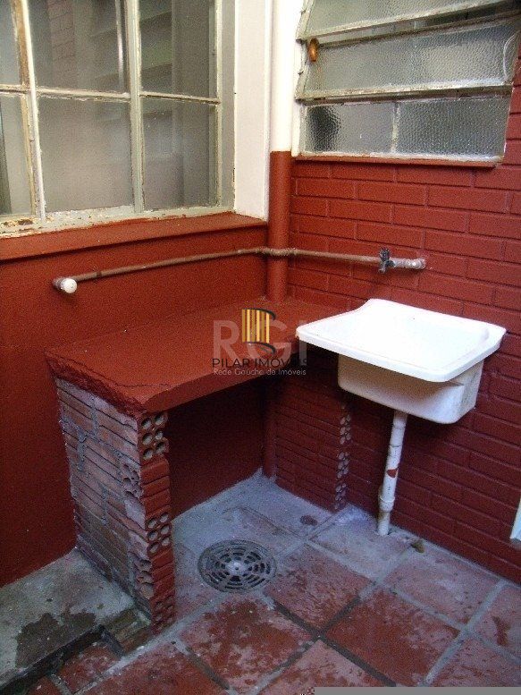 APARTAMENTO - 1 dormitório -  40,00 m² - MENINO DEUS