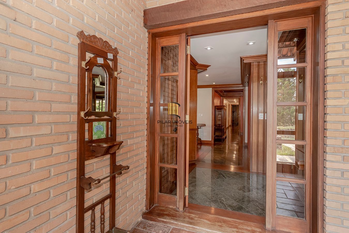 Casa de Condomínio 3 dormitórios no bairro Cavalhada