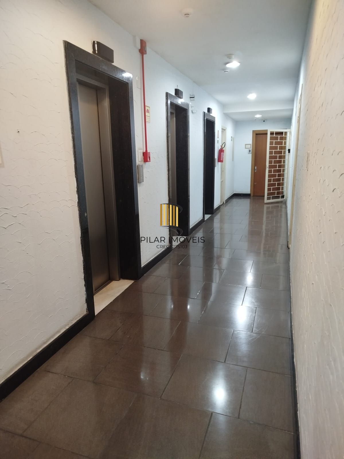 Sala Comercial 1 dormitório no bairro Centro Histórico