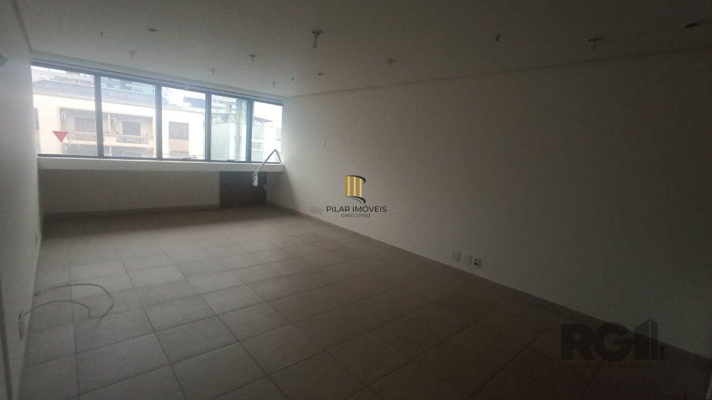 SALA - 41 M² - 1 VAGA -   MENINO DEUS