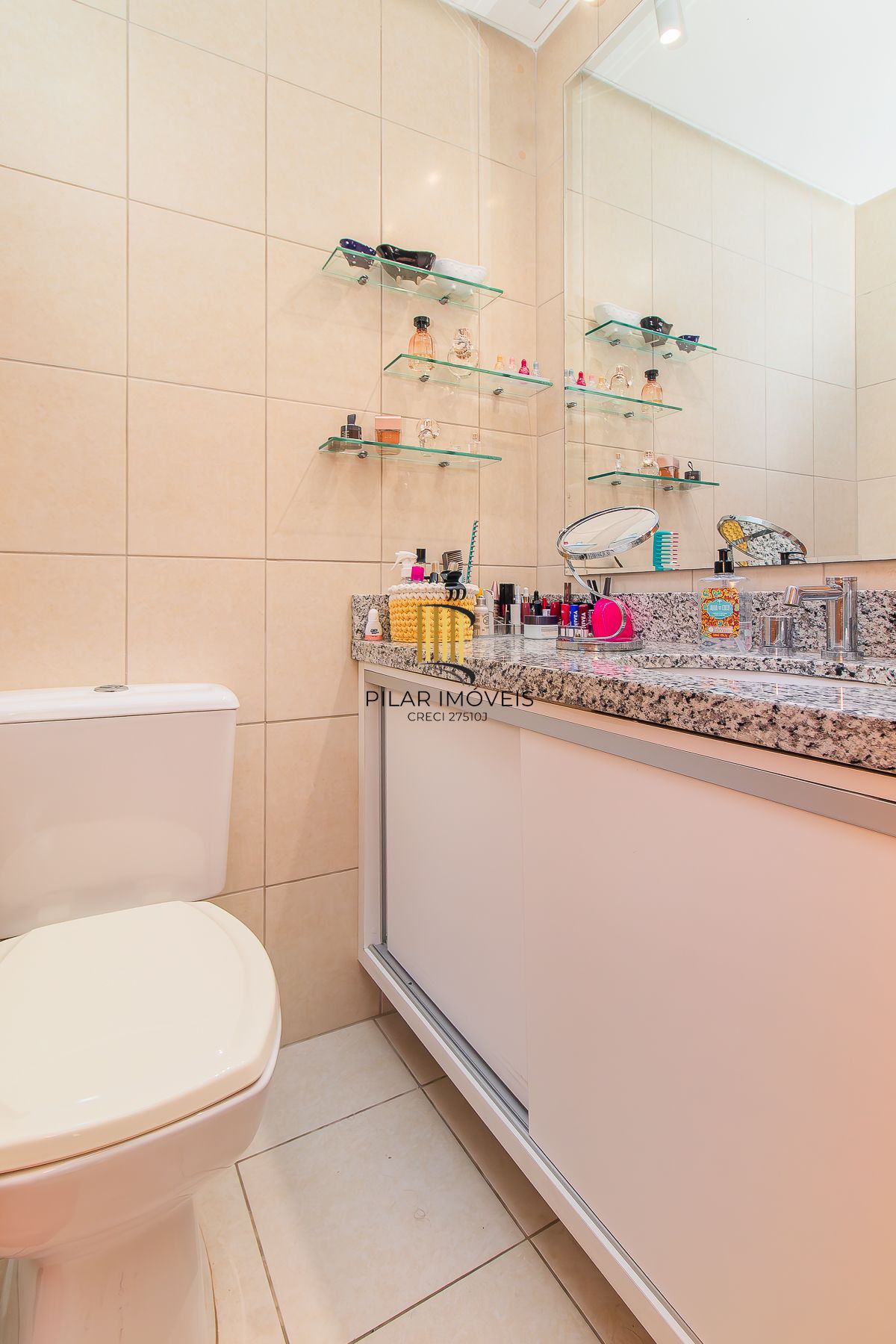 3 Dormitórios com suíte e infra completa