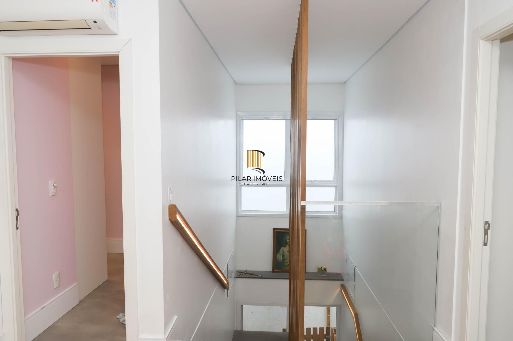 Terraville com 5 suítes