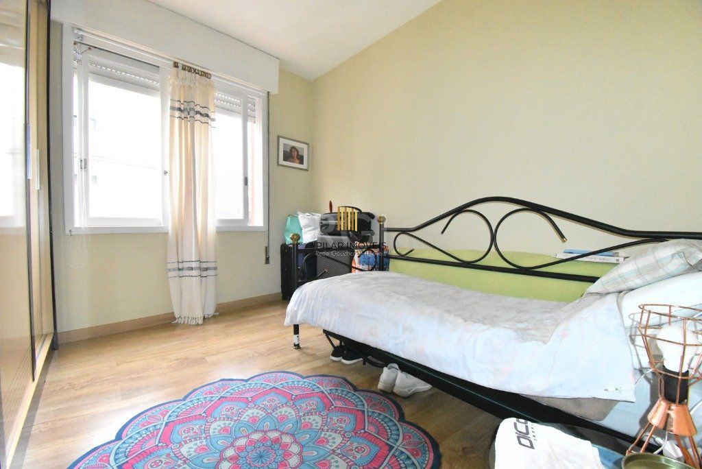 Apartamento para Venda - 60m², 2 dormitórios, 1 vaga - Medianeira