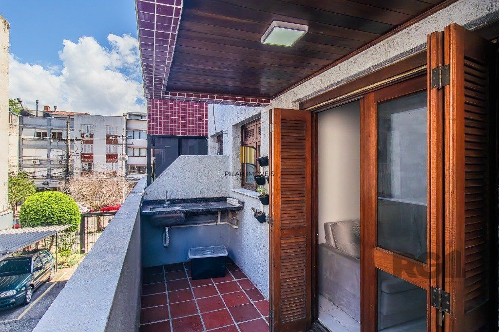 APARTAMENTO  2 DORMITÓRIOS 61M2 C VAGA -MENINODEUS