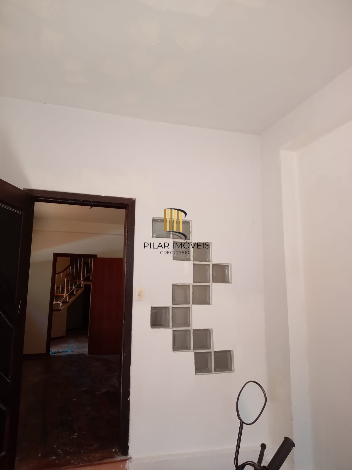 Ótima Casa com 4 Dormitórios no Bairro Cidade Baixa