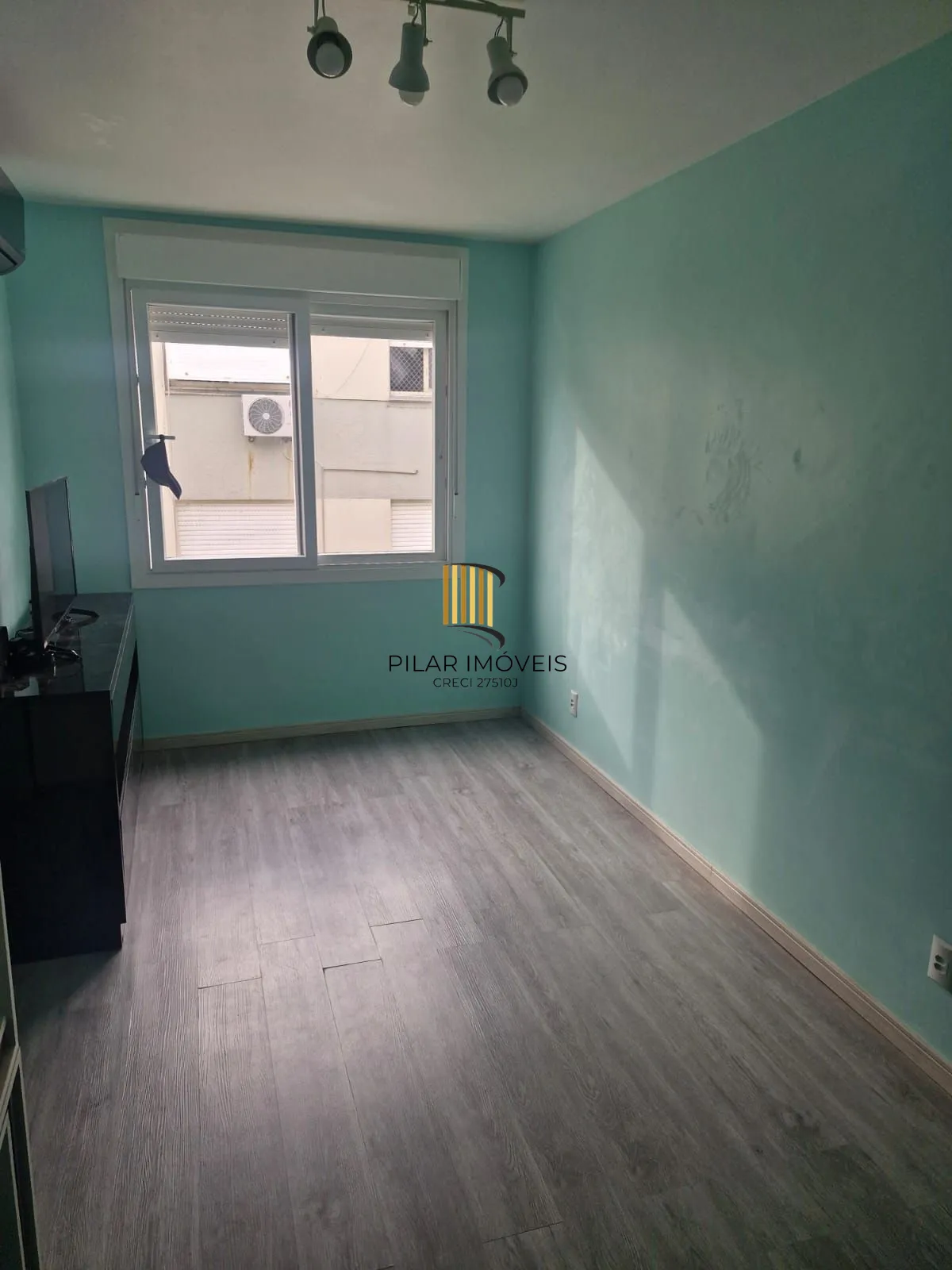 ÓTIMO APARTAMENTO DE 2 DORMITÓRIOS NA RUA ANGELO CRIVELLARO