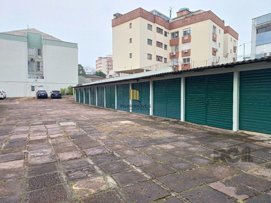3D ensolarado e com vaga.